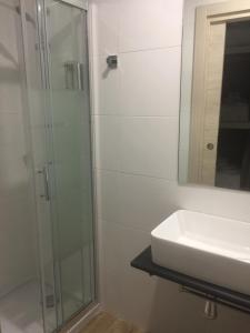 Vargas-Figueroa Hostel Cáceres, Cáceres – Updated 2022 Prices