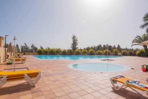 Der Swimmingpool an oder in der Nähe von Memorable Holidays With Your Family