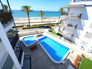 Bazén v ubytovaní Apartment Costa Playa by Interhome alebo v jeho blízkosti