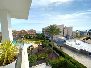 Utsikt över poolen vid BIOKO DE LUX - Cabo Roig eller i närheten