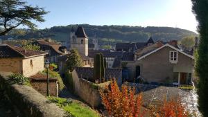 Foto da galeria de Margouillat chambre d'hôte em Figeac