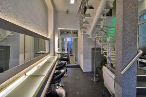 Fitness centrum a/nebo fitness zařízení v ubytování Garni hotel King