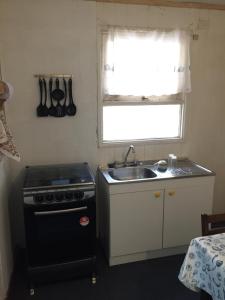 Dapur atau dapur kecil di cabaña amoblada independiente, sector regional +11 gambar