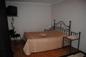 Een bed of bedden in een kamer bij Comfort.Arenda Minsk