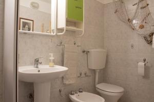 Koupelna v ubytování Casa verde Dafni + 20 fotografií