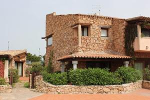Imagen de la galería de Appartamento a Porto Rotondo - VILLAGGIO PUNTA VOLPE - IUN S5393, en Porto Rotondo