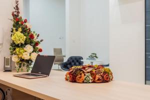 Jedlo v apartmánovom hoteli alebo blízkom okolí