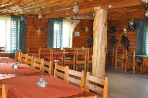 Restaurace v ubytování Käbi Külalistemaja
