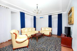 Posezení v ubytování Khujand Deluxe Hotel