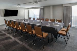 Holiday Inn Denver East by IHG商务区和/或会议室