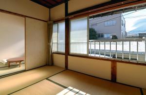 Gallery image of Fujiyoshida Youth Hostel in Fujiyoshida