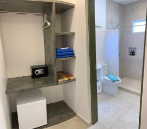Baðherbergi á Cebu R Resort Tabuelan