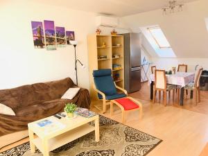 Posedenie v ubytovaní apartment
