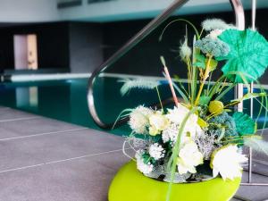 Bazén v ubytování Grand Hotel Ambasciatori Wellness & Spa nebo v jeho okolí