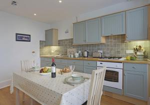 Køkken eller tekøkken på 12 The Craighurst