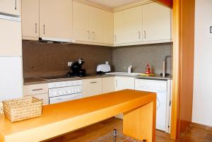 Köök või kööginurk majutusasutuses EMPORDÀ GOLF 4 1-2