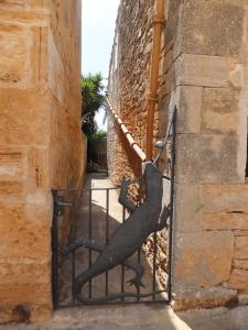 Gallery image of Lujosa casa mallorquina restaurada "Es carrero" in Ses Salines