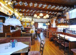 Lounge nebo bar v ubytování Akzent Hotel Cordes & Restaurant am Rosengarten + 28 fotografií