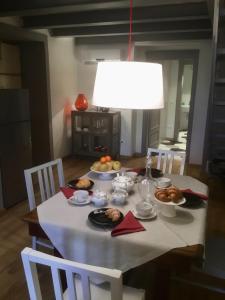 Zdjęcie z galerii obiektu Torre Guinigi Luxury Loft nel centro storico di Lucca w Lukce +19 zdjęć