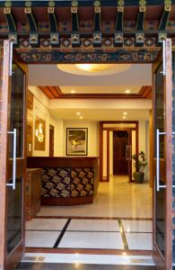 Lobbyen eller receptionen på Lemon Tree Hotel, Thimphu