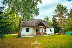 Vonkajšia záhrada v ubytovaní Domek Lipowy Most
