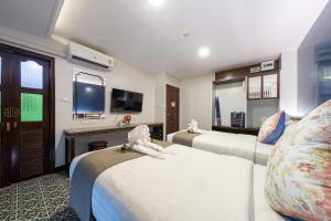 Gallery image of Sino Siam Hotel in Klong Muang Beach