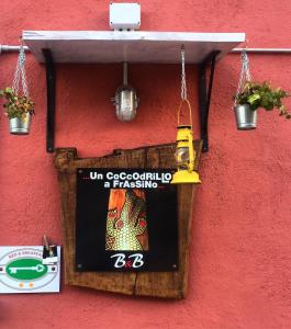 Certifikát, hodnocení, plakát nebo jiný dokument vystavený v ubytování Un coccodrillo a FrAsSiNo