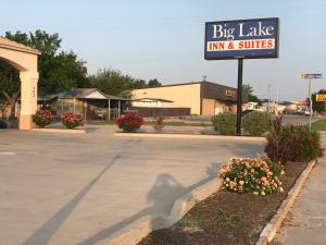 Fotografie z fotogalerie ubytování Big Lake Inn and Suites v destinaci Big Lake