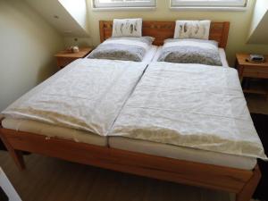 Postel nebo postele na pokoji v ubytování Ferienwohnung Luise Blum