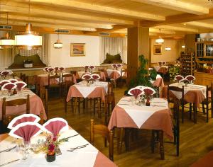 Gallery image of Hotel Pausa in Montagna