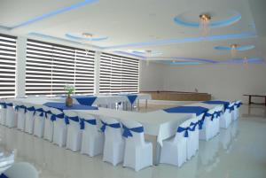 Business area at/o conference room sa Hosteria Airport Garden