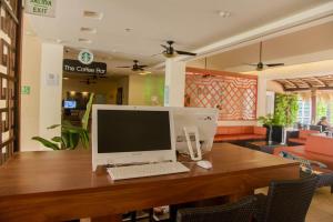 Μια τηλεόραση ή/και κέντρο ψυχαγωγίας στο Holiday Inn Huatulco by IHG
