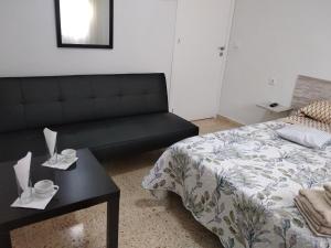 Postel nebo postele na pokoji v ubytování GOLDEN TOWER pensión Auto Check-in