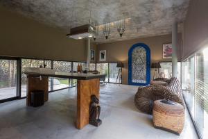 Η κουζίνα ή μικρή κουζίνα στο Villa Astrolabio Refugio +6 φωτογραφίες