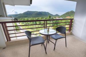 Balcon ou terrasse dans l'établissement Tai-Pan Resort and Condominium