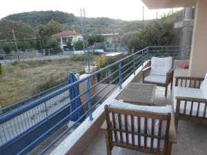 A balcony or terrace at Dimitrios Apartments
