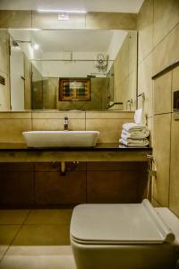 Ein Badezimmer in der Unterkunft Chembra Adobe
