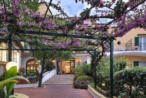 Jardín al aire libre en Hotel Royal Terme