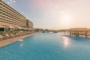 Bazén v ubytovaní Amada Colossos Resort alebo v jeho blízkosti