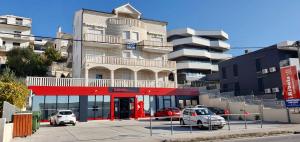 Gallery image of Apartments Toni 2000 in Podstrana