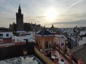 Výhľad na mesto Sevilla alebo výhľad na mesto priamo z hotela
