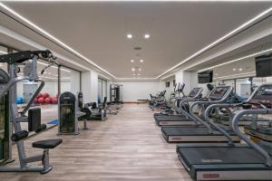 Posilňovňa alebo fitness centrum v ubytovaní Amada Colossos Resort