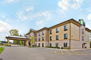 a rendering of a hotel with a parking lot at Holiday Inn Express Hastings, an IHG Hotel in Hastings