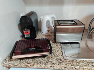 Coffee and tea making facilities at Bragas Studios