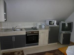 Galeriebild der Unterkunft Gasthaus - Pension Am Buchberg in Mönchsdeggingen