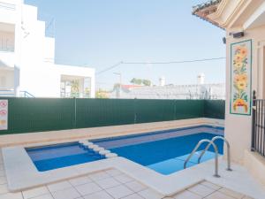 The swimming pool at or close to Residencial Los Almendros Playa Romana