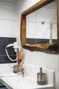 Koupelna v ubytování PANDAN KARAKOY SUİT