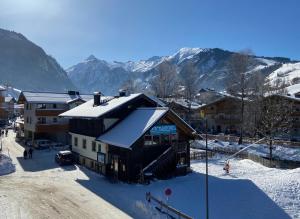 EXCLUSIVE APARTMENTS - inclusive Zell am See-Kaprun Sommerkarte und unbegrenztem Tauern SPA Eintritt v zime