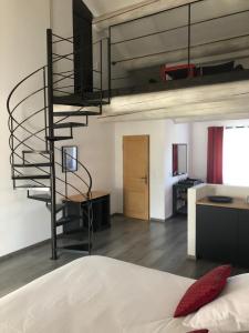 Photo de la galerie de l'établissement B&B dans Mas en pierres, à Robion