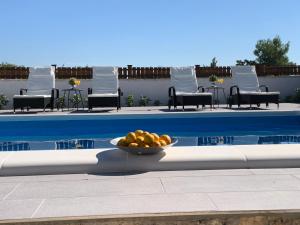Bazén v ubytování Villa Rustica nebo v jeho okolí